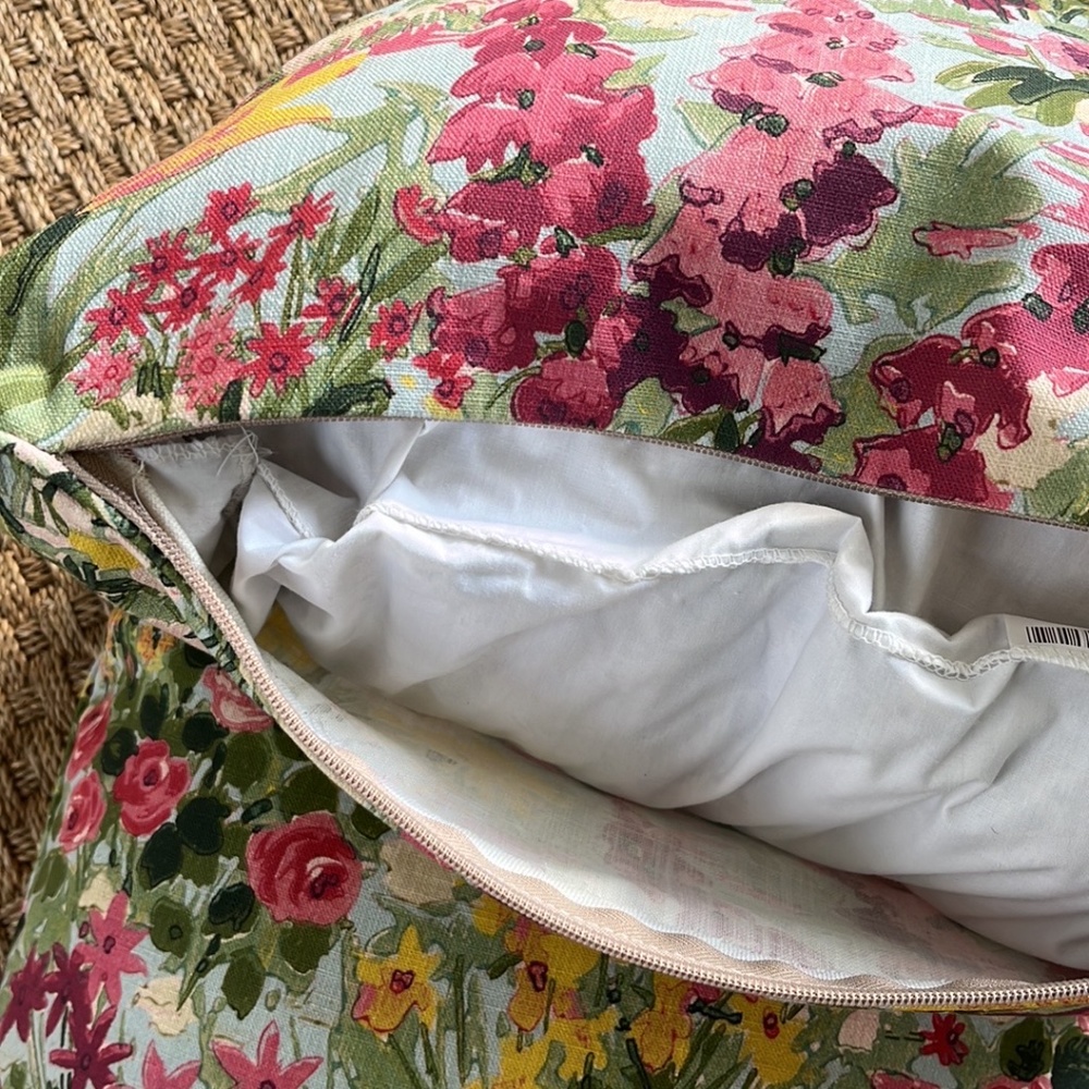 Highland House Pillow Covers 20"x 20" New - Picture 3 of 3